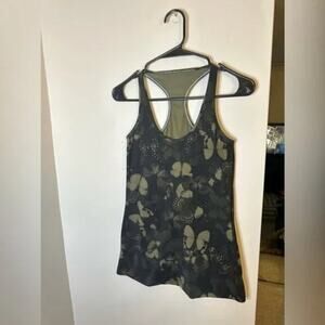 Lululemon Cool Racerback Biggie So Fly Butterfly Tank – Fatigue Green/Black